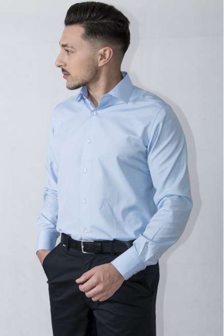 Camisa vestir puño y cuello clásico semientallada microdibujo azul