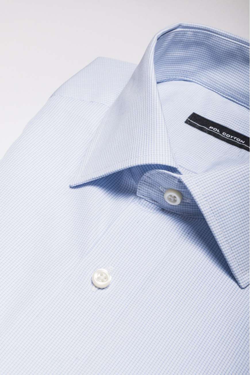 Camisa vestir cuello clásico puño doble azul micro cuadro