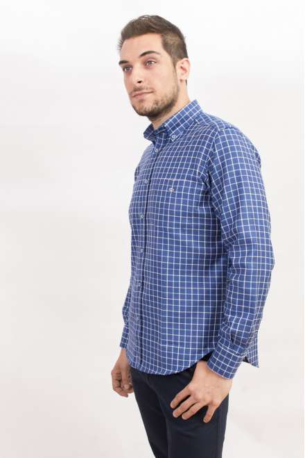 Camisa button down cuadro ventana