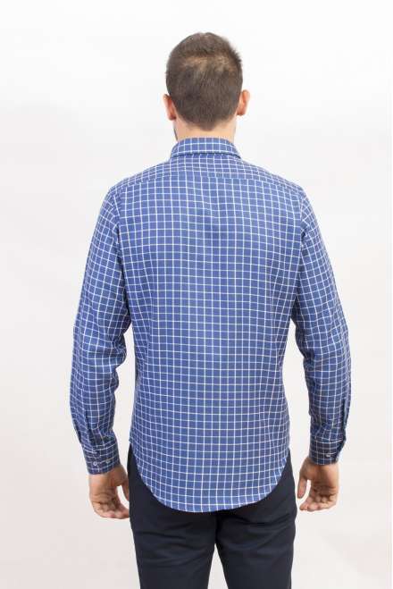 Camisa button down cuadro ventana