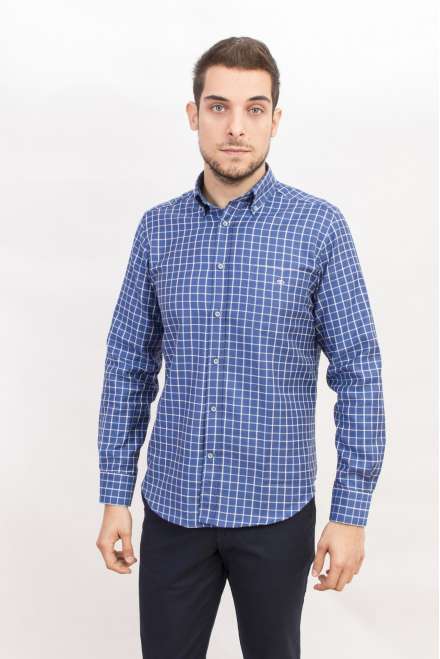 Camisa button down cuadro ventana