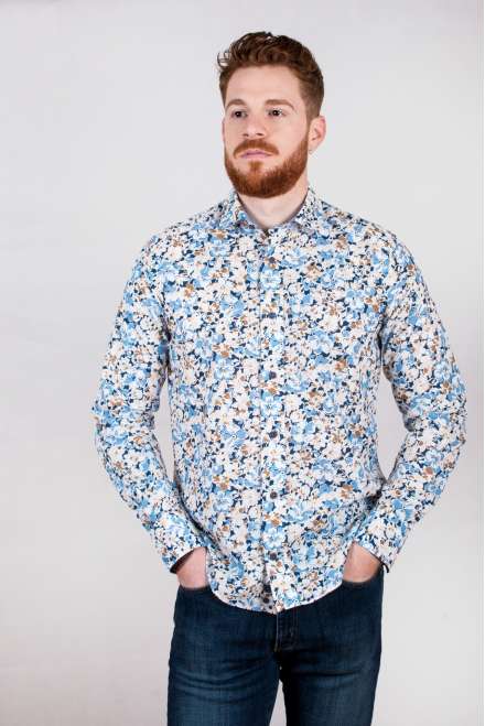 Camisa flores grandes