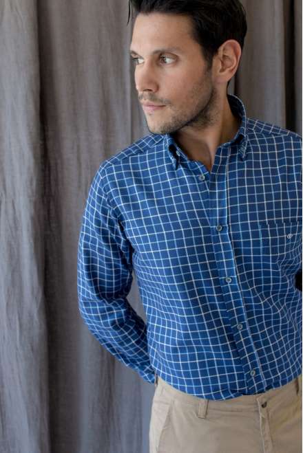 Camisa button down cuadro ventana